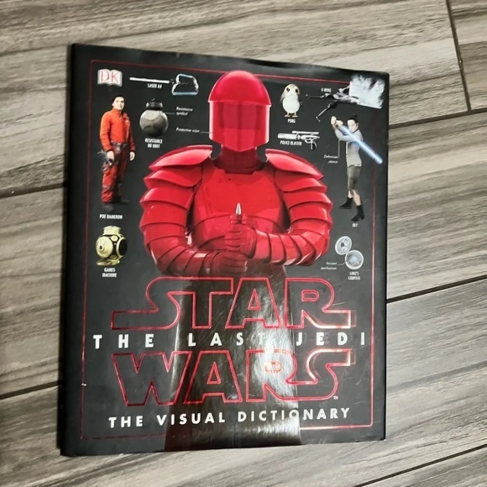 Star Wars The Last Jedi Visual Dictionary - Red and Black